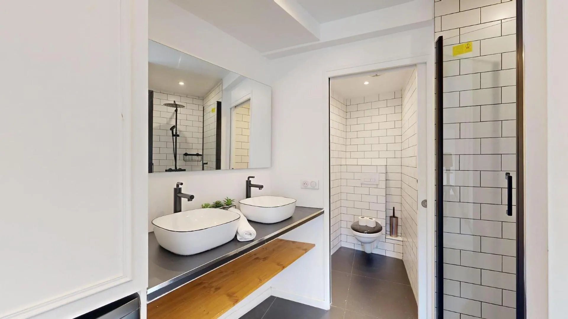 Bluestay 69 - Charmant A Appartement